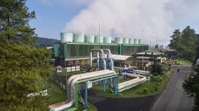 Pembangkit listrik tenaga panas bumi (PLTP) Kamojang di Garut Jawa Barat